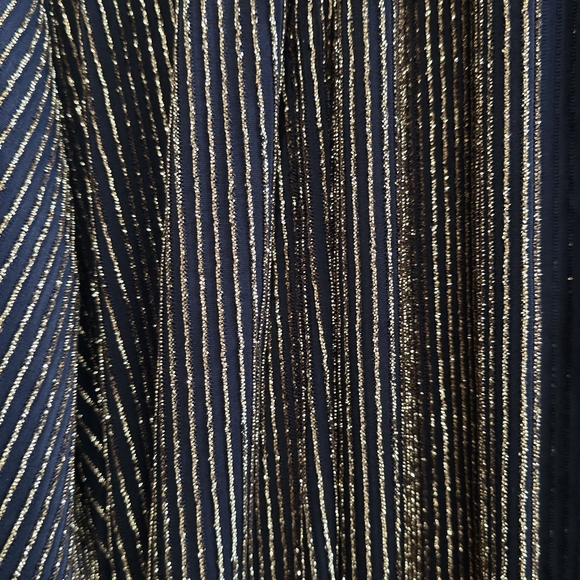 black cardigan with sparkley gold accents size large - Picture 3 of 3